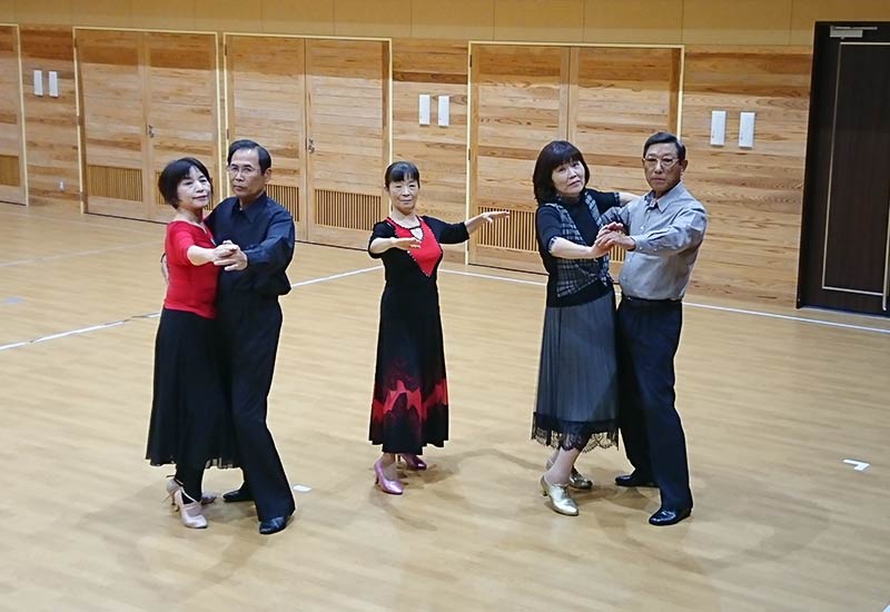 神照社交ダンスサークル